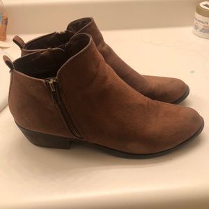 Carlos Santana brown booties